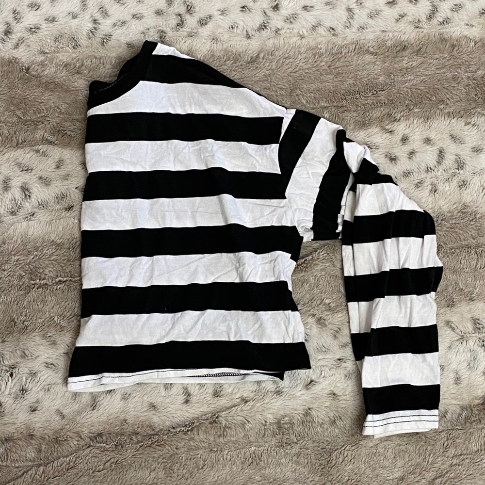 Long Sleeve Striped Crop Top